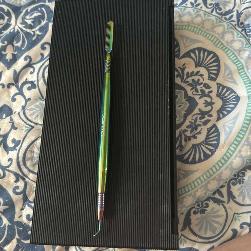 Lashify precision lash comb